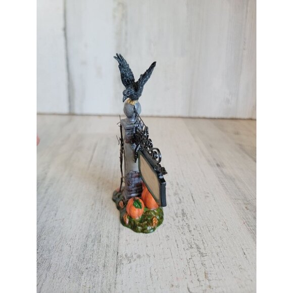 Dept 56 Spooky Village Sign 53144 Halloween accessory - Picture 3 of 6